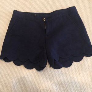 Lily Pulitzer navy buttercup shorts